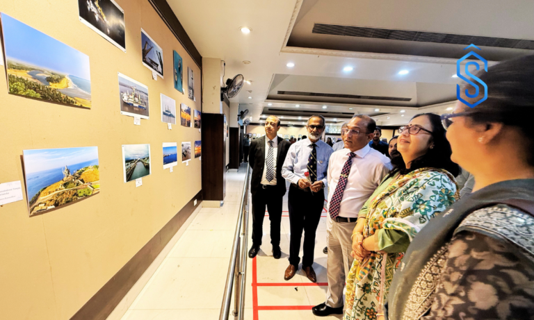 Horizons and Seascapes